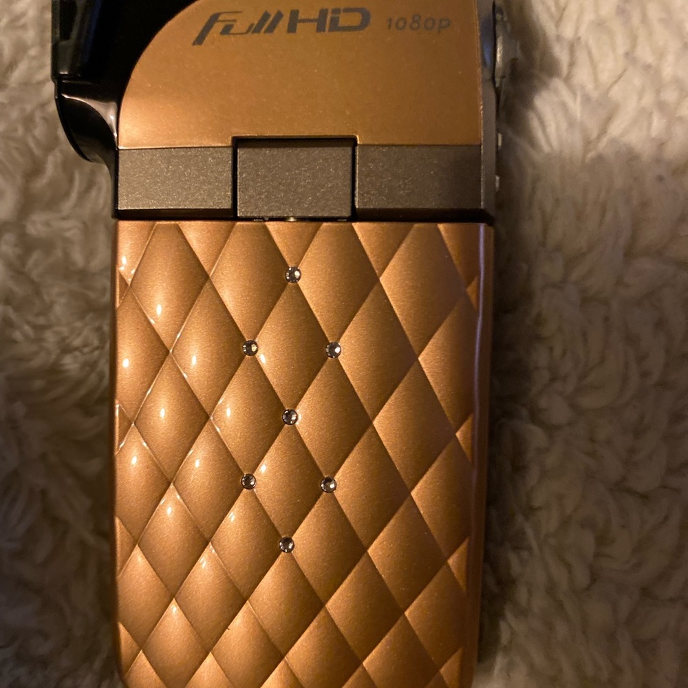 NWOT Pocket HD Camcorder